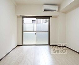 阪急京都本線 西院駅 徒歩9分の賃貸マンション 1階1Kのリビング/ダイニング