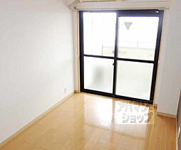 ヌフジャラン御前 803 8階1Kのリビング/ダイニング