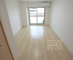 京都地下鉄東西線 六地蔵駅 徒歩8分の賃貸マンション 1階1Kのリビング/ダイニング