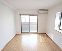 京阪本線 伏見稲荷駅 徒歩3分の賃貸アパート 3階1Kのリビング/ダイニング