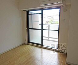 京阪本線 伏見桃山駅 徒歩5分の賃貸マンション 7階1Kのリビング/ダイニング