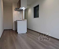 ＴＨＥ　ＧＡＲＮＥＴ　ＳＵＩＴＥ　ＲＥＳＩＤＥＮＣＥ西大路 401 4階1Kのリビング/ダイニング