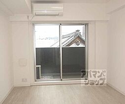 ＴＨＥ　ＧＡＲＮＥＴ　ＳＵＩＴＥ　ＲＥＳＩＤＥＮＣＥ　西七条 502 5階ワンルームのリビング/ダイニング