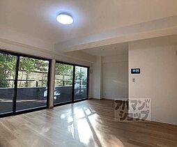 Ｊ’ｆｏｒｔ祇園四条 302 2階1LDKのリビング/ダイニング