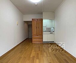 東山女子ハイツ 101 1階ワンルームのリビング/ダイニング