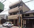 ハイツ東