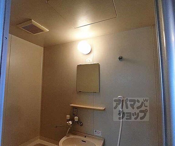 浴室