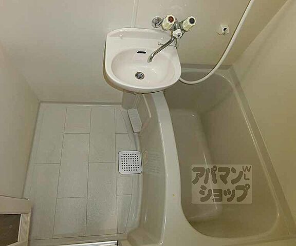 浴室