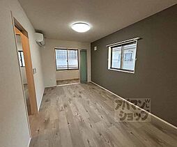 JR山陰本線 太秦駅 徒歩12分の賃貸アパート 2階1LDKのリビング/ダイニング