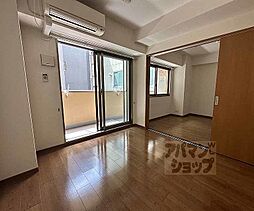 JR山陰本線 二条駅 徒歩7分の賃貸マンション 4階1LDKのリビング/ダイニング