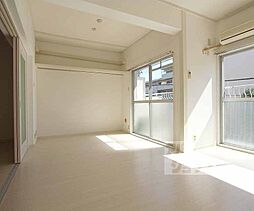 JR山陰本線 太秦駅 徒歩7分の賃貸マンション 2階1LDKのリビング/ダイニング