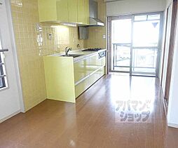 JR山陰本線 太秦駅 徒歩15分の賃貸マンション 3階2LDKのリビング/ダイニング