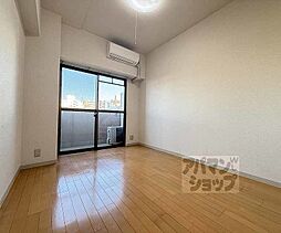 なかよしマンション四条大宮 501 5階1Kのリビング/ダイニング