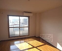 阪急京都本線 西院駅 徒歩15分の賃貸マンション 4階1Kのリビング/ダイニング