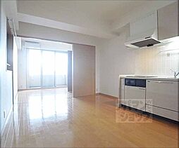 ＶＡＩＬ京都御苑 304 3階1LDKのリビング/ダイニング