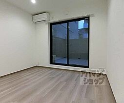 阪急京都本線 西院駅 徒歩14分の賃貸マンション 1階ワンルームのリビング/ダイニング