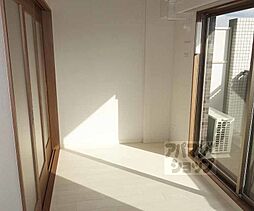 JR東海道・山陽本線 西大路駅 徒歩14分の賃貸マンション 2階1DKのリビング/ダイニング