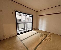 阪急京都本線 西院駅 徒歩13分の賃貸マンション 1階2DKのリビング/ダイニング