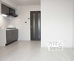 京都市営烏丸線 十条駅 徒歩5分の賃貸マンション 3階1DKのリビング/ダイニング