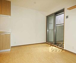 京都市営烏丸線 今出川駅 徒歩8分の賃貸アパート 1階1LDKのリビング/ダイニング