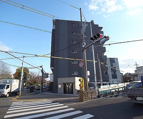 ファーストフィオーレ京都西京極 101｜京都府京都市右京区西京極浜ノ本町(賃貸マンション2K・1階・31.50㎡)の写真 その3