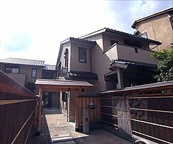 京都府京都市中京区高倉通夷川上る福屋町（賃貸アパート2LDK・2階・62.37㎡） その1