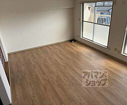 阪急京都本線 桂駅 徒歩9分の賃貸マンション 4階2SLDKのリビング/ダイニング