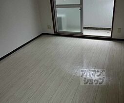 阪急嵐山線 上桂駅 徒歩2分の賃貸マンション 1階1Kのリビング/ダイニング