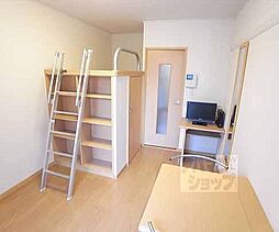 レオパレス西ノ京円町 210 2階1Kのリビング/ダイニング