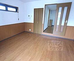 プチ・かわそう 201 2階1Kのリビング/ダイニング