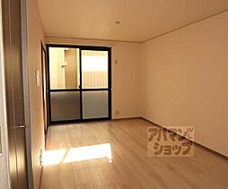 JR東海道・山陽本線 西大路駅 徒歩8分の賃貸アパート 1階2LDKのリビング/ダイニング