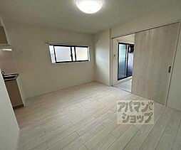 Ｓ＆Ｌ花園 301 3階1LDKのリビング/ダイニング