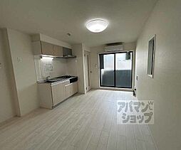 エーデルシュタイン花園伊町 301 3階1LDKのリビング/ダイニング