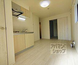 アミティア円町 301 3階1DKのリビング/ダイニング