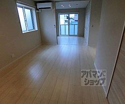 クローネ西院 202 2階1LDKのリビング/ダイニング