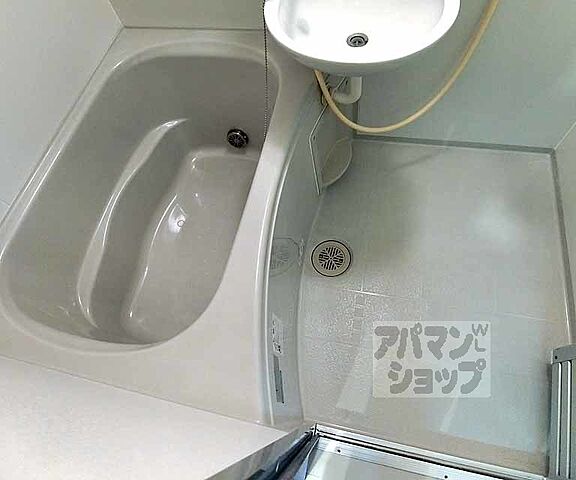 浴室