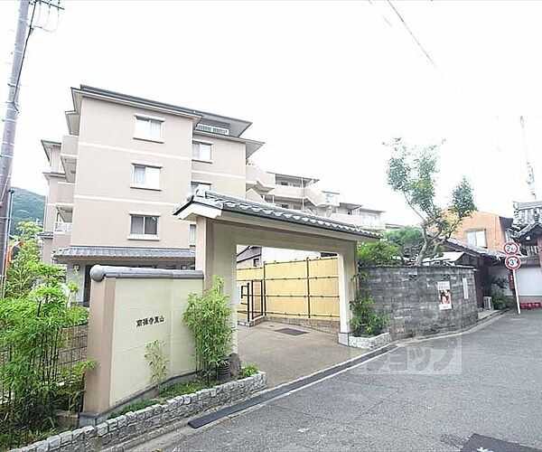 京都府京都市左京区粟田口鳥居町(賃貸マンション3LDK・1階・61.89㎡)の写真 その1