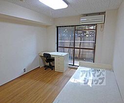 京阪本線 出町柳駅 徒歩3分の賃貸マンション 1階ワンルームのリビング/ダイニング