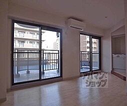 京都市営烏丸線 五条駅 徒歩3分の賃貸マンション 6階1Kのリビング/ダイニング