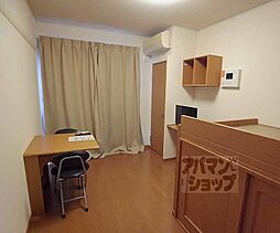 レオパレス二条城北 103 1階1Kのリビング/ダイニング