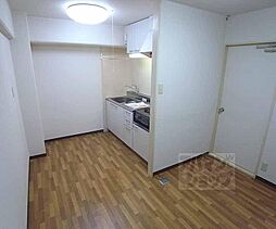 京都地下鉄東西線 京都市役所前駅 徒歩10分の賃貸マンション 2階2DKのリビング/ダイニング