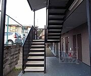 屋根付き階段