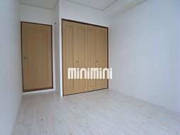 エルナーニ 2階1Kのリビング/ダイニング