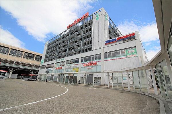 画像25:ビックカメラ新潟店(438m)