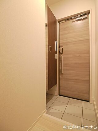 レガーロ_内装_3