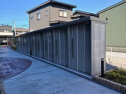 エンブレイス　アイ