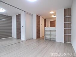 フリーデン文京 101 1階1LDKのリビング/ダイニング