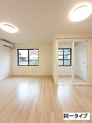 シャルム　アシュリー 205 2階1LDKのリビング/ダイニング