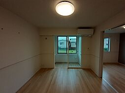 サン・グレイス 101 1階1LDKのリビング/ダイニング