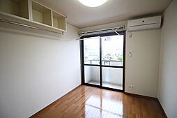 シャイン ルート 綾羅木 201 2階1Kのリビング/ダイニング